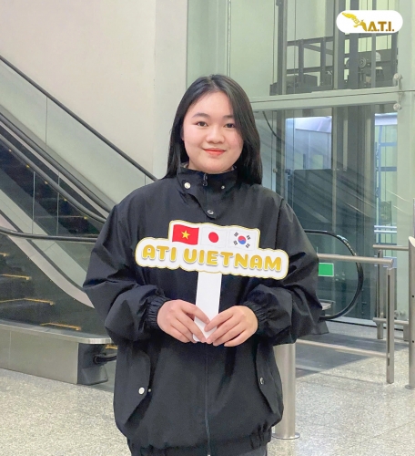 2 bạn sinh viên nhà ATI 