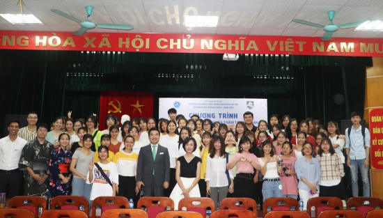 HỘI THẢO DU HỌC TRẢI NGHIỆM TẠI TRƯỜNG CĐ CÔNG NGHỆ BÁCH KHOA HÀ NỘI