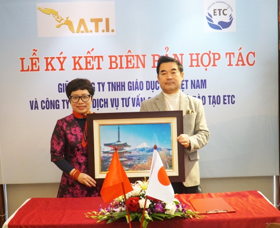 LỄ KÝ KẾT BIÊN BẢN HỢP TÁC VỚI CÔNG TY TNHH TƯ VẤN DỊCH VỤ GIÁO DỤC VÀ ĐÀO TẠO ETC